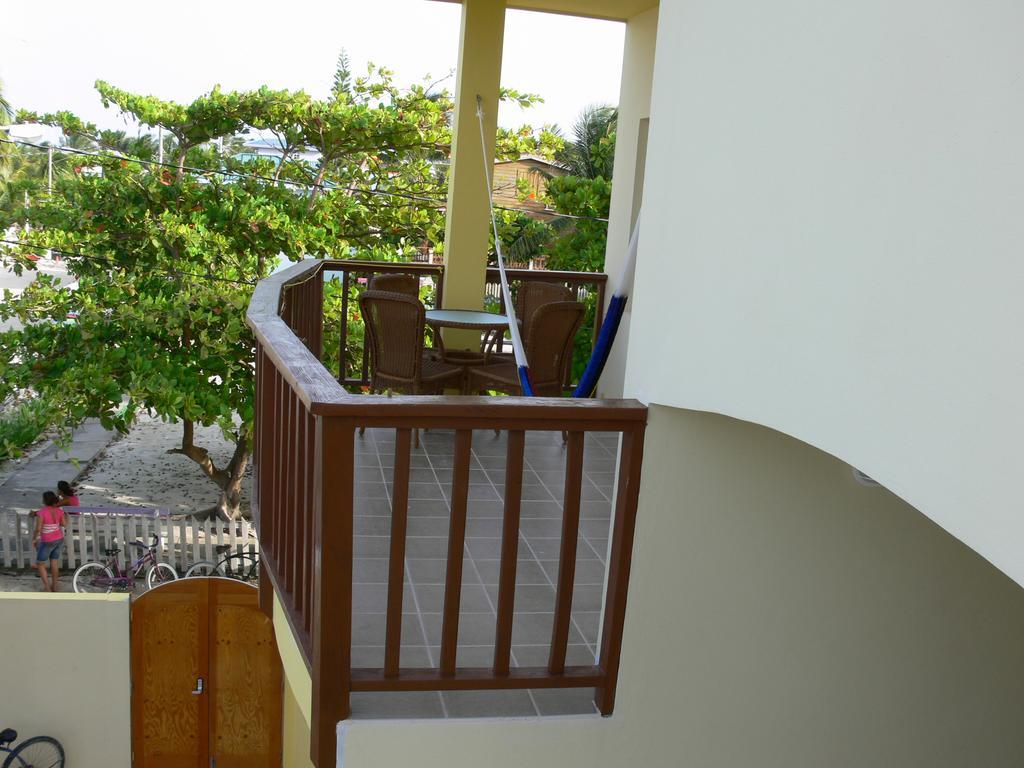 Caye Reef Condos Кей-Колкер Екстер'єр фото