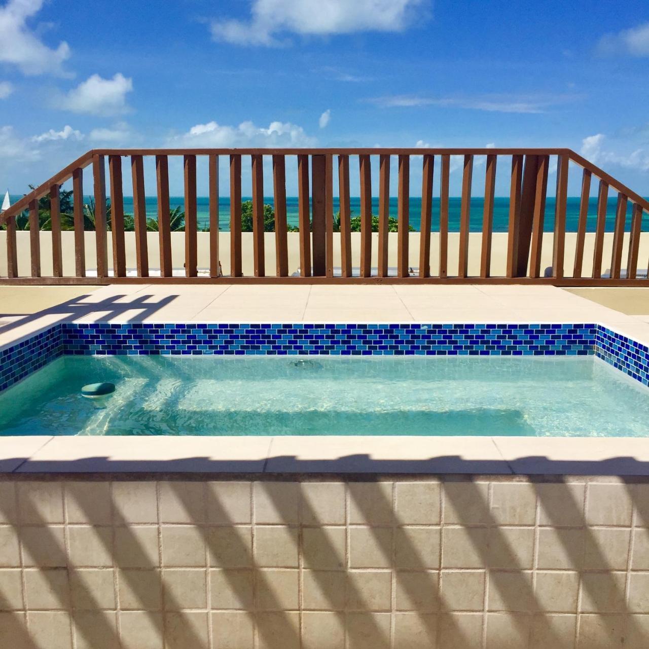 Caye Reef Condos Кей-Колкер Екстер'єр фото