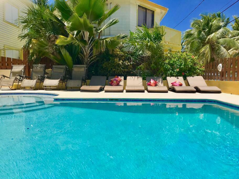 Caye Reef Condos Кей-Колкер Екстер'єр фото